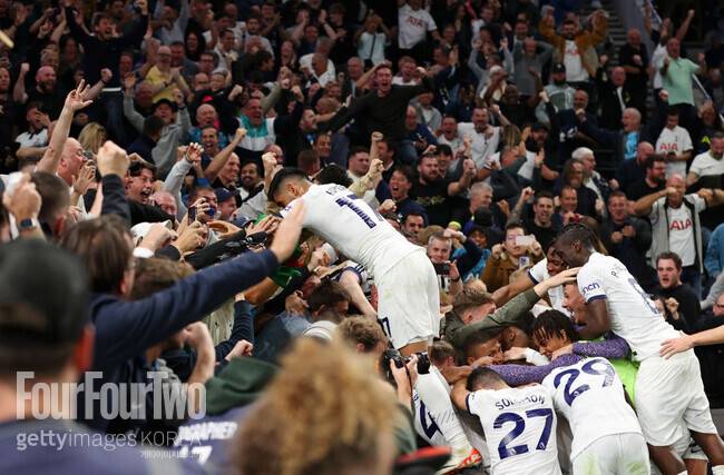 손흥민 없는 토트넘, ‘돌아선 팬심’ 다시 잡았다…뉴캐슬전 직후 “토트넘 사랑해” 팬들 떼창