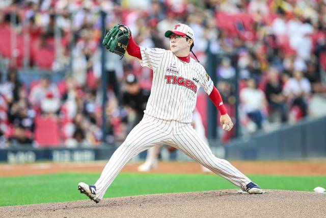 FA 양현종, KIA 잔류 협상 ‘막바지’…격차 줄여 최종 합의 단계 돌입