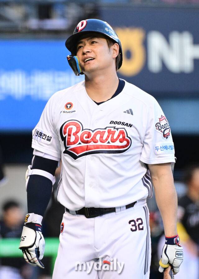 김재환은 SSG와 접촉하는데 ‘FA 빈손’ KIA·롯데는 관심 없나요…20억원 아낄 수 있는데 ‘뜨겁지 않다’