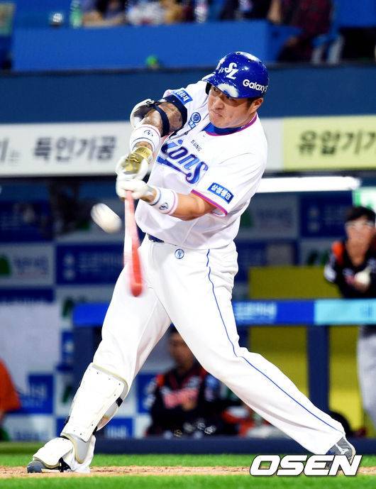 '퉁어게인' 삼성, 최형우와 2년 최대 총액 26억 원 계약...