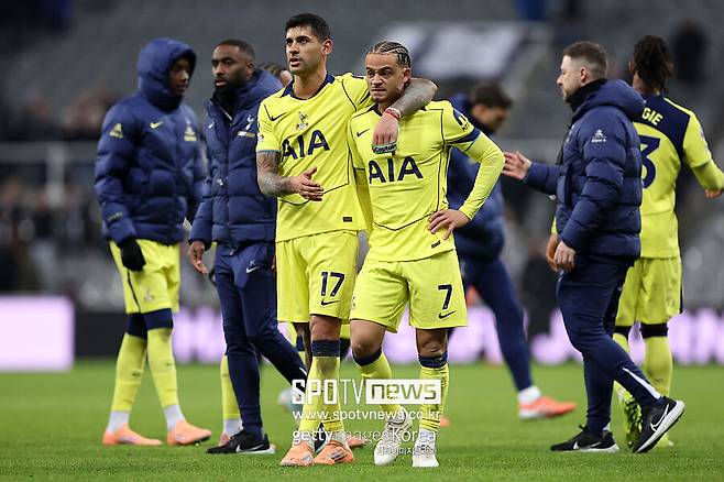 '또 못 이겼다' 토트넘, 결국 손흥민 찾았다…