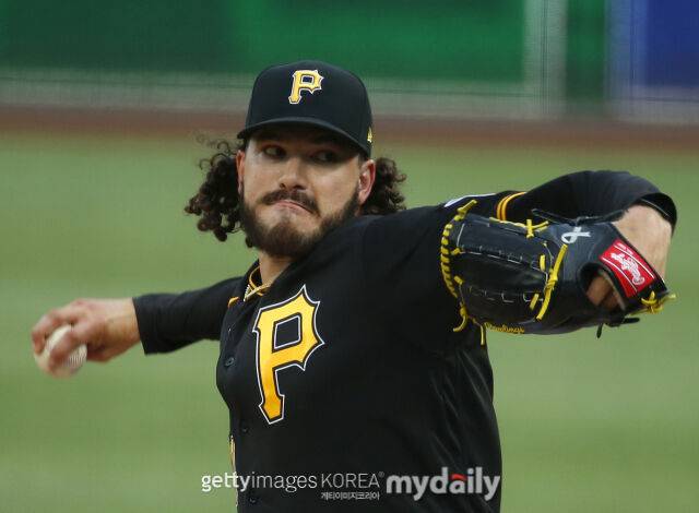 '미쳤다' 14억→14억→440억 대박, 폰세에게 이런 날 오다니…美 어떻게 바라보나