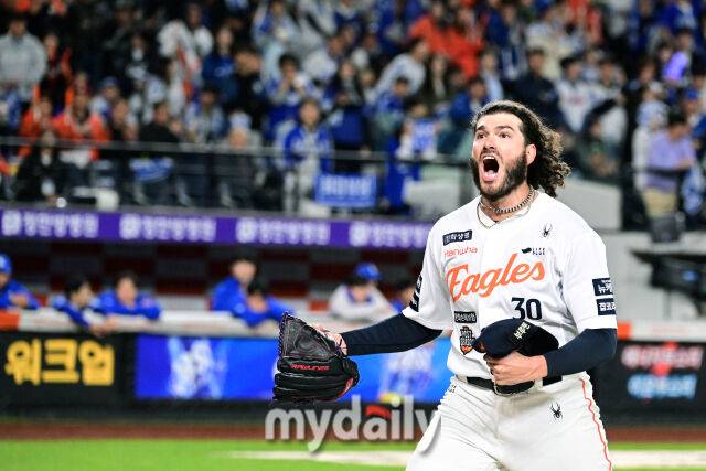 '미쳤다' 14억→14억→440억 대박, 폰세에게 이런 날 오다니…美 어떻게 바라보나