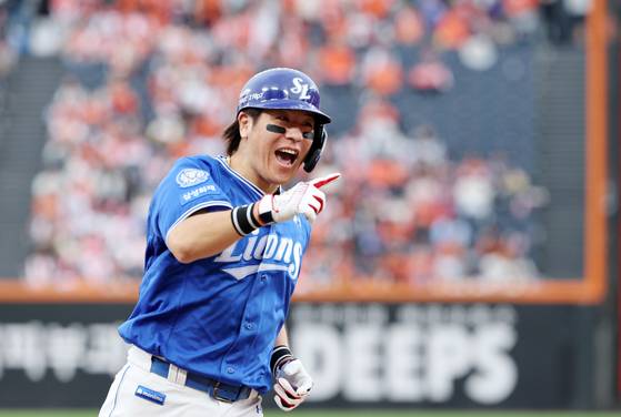 양현종, 2+1년 45억원에 KIA 잔류…강민호의 4번째 FA 도전은?