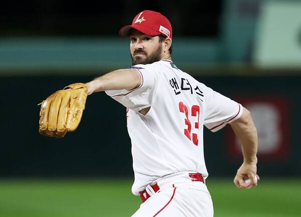 [단독] 폰세-와이스에 이어 SSG 에이스도 MLB 역수출! 드루 앤더슨, 빅리그 계약 완료