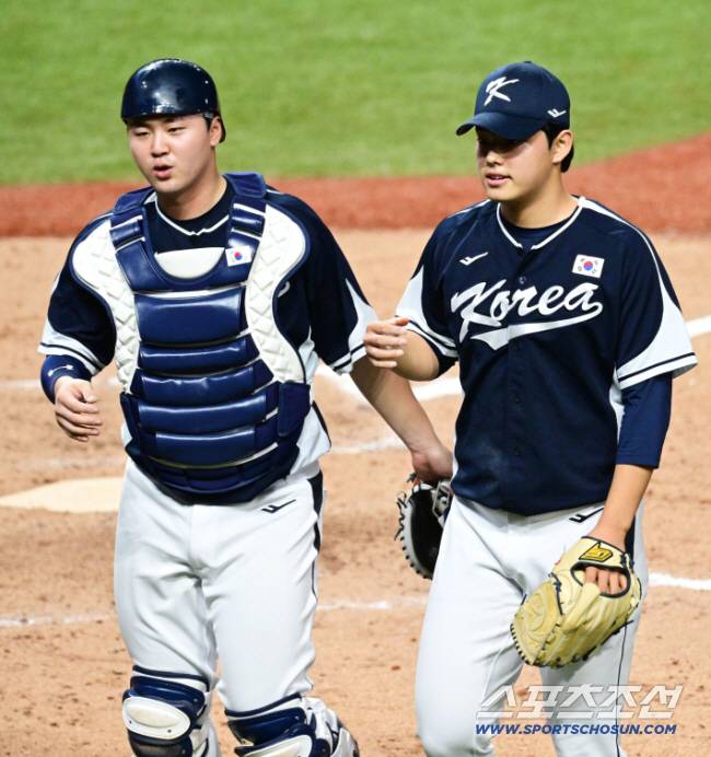 '왜?' 천하의 강민호·양의지 밀어낸 선수가 빠졌다…