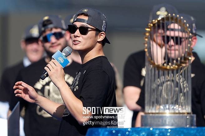 야마모토는 왜 미모의 여성과 ‘쇼핑 약속’까지 했을까… 명품 가방 수집가? 하지만 푼돈에 불과할 뿐