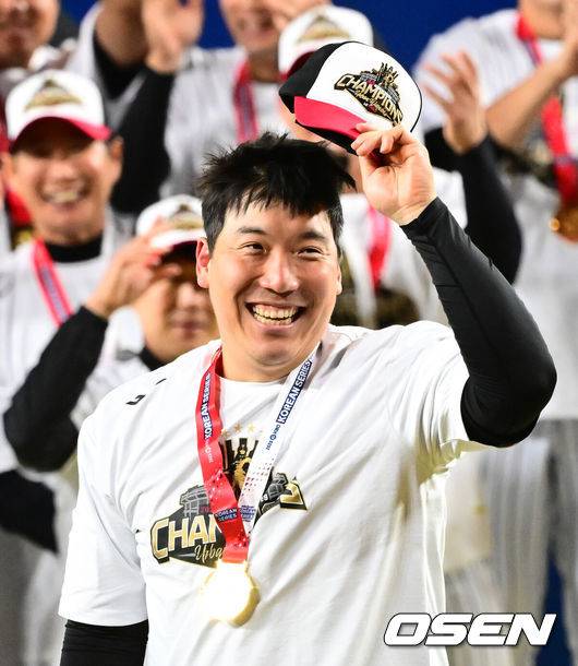 “처음 3팀의 제안을 받았다, 더 뛰고 잘할 수 있는 팀 선택” 김현수, LG·두산 대신 KT 택한 속사정