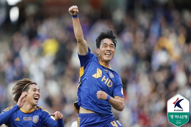 박주영 코치, 개인 SNS로 울산 퇴단 발표···“입이 열 개라도 드릴 말씀이 없으며 죄송하다는 말로도 부족하다고 생각”