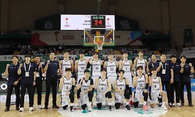 ‘중국 혼쭐낸’ 한국 남자농구 아시아 2위 ‘쾌거’···FIBA 파워랭킹 7위서 급상승, 마줄스 신임 감독 ‘중책’
