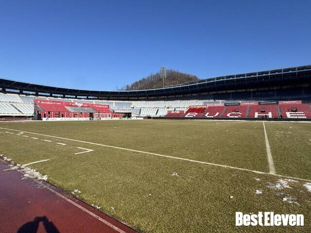 [BE.현장] '눈보라‧폭설 맞은' 부천, 프런트 전 직원 달려들어 '새벽 2시까지 제설 분투'→ 차질 없는 PO 준비 위한 노력