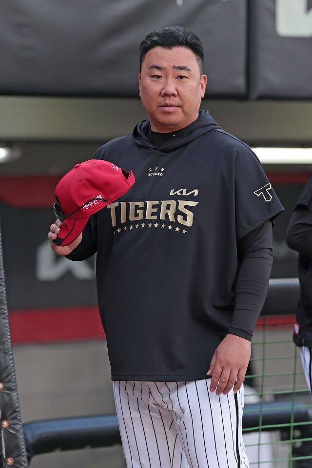 두산 2021 FA 4명 잡고 오재일·최주환·이용찬 떠났지만 KS 준우승…2026 KIA 최형우·박찬호·이준영 없어도 안 죽는다