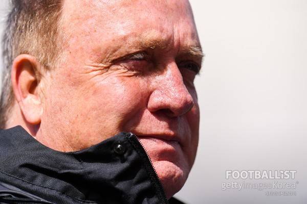 19년 전 한국과 월드컵 함께했던 아드보카트, 78세에 월드컵 최고령 감독으로 [북중미 조추첨]