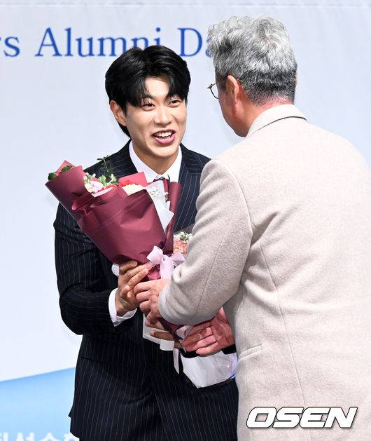 “마이너 계약이면 키움 남는다” 송성문 파격 선언, ML 도전 선 딱 정했다! 120억 전액 보장보다 좋은 대우 가능할까