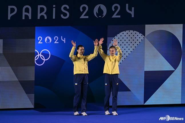 올림픽 스타 '충격 매국', 전범 국가로 시민권 변경...