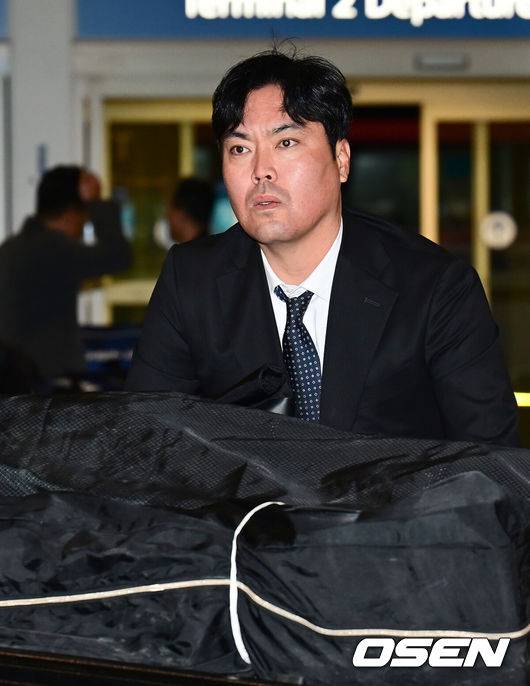 “더 큰 도움 못 드려 죄송…배움 위해 떠난다” 삼성 떠나는 강영식 전 코치, 미국·일본서 새 도전