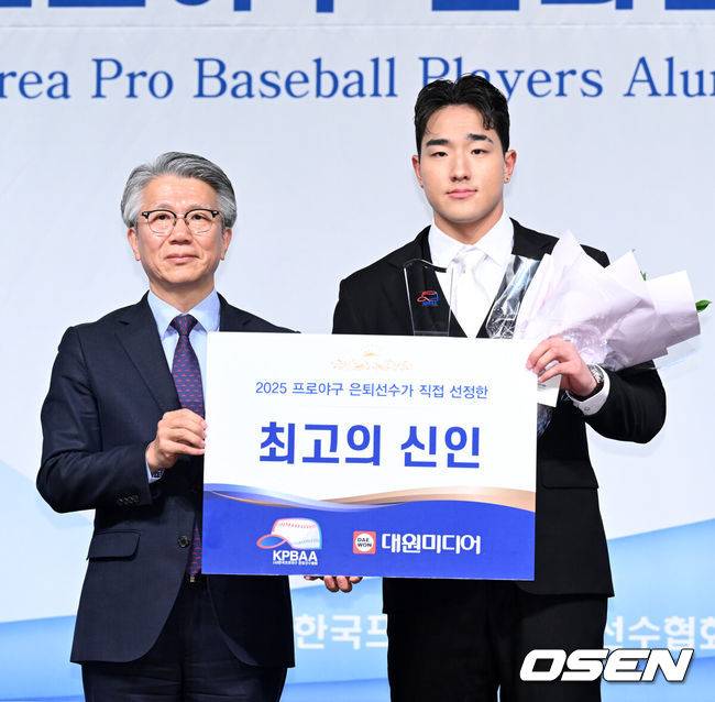 “김도영 타격, 나보다 높은 수준” 3년 무명→신인왕→도쿄돔 폭격, 마침내 MVP 절친과 태극마크 새기다