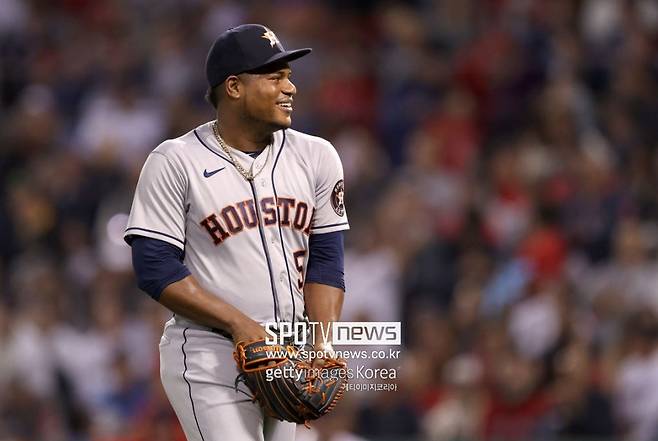 '포수 가격→인성 논란' FA 거물 위기의식 느꼈나, 단장들 앞에서 '인격' 홍보