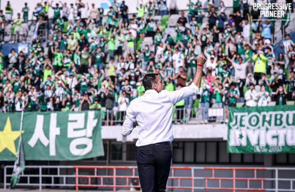 이런 리그에 어떤 명장이 오려 할까...전북 압도적 우승 이끈 포옛, 판정 논란 속 잔류 불투명 [더게이트 이슈]