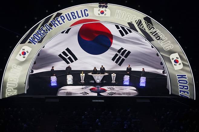 '꿀조' 만난 홍명보호...32강 비관하던 외신들→'한국, 조 2위로 32강 진출' 태세 전환[북중미 조추첨]