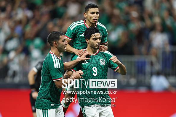 '이럴 수가' 美 매체 현실적인 'A조 예상 순위 공개' 멕시코 1위, 유럽 PO팀이 3위...한국은 2위 예측