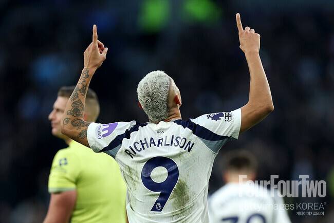 [pl.review] ‘캡틴’ 손흥민 복귀 직전 살아났다…토트넘, 브렌트포드에 2-0 완승→‘5연패 수렁 탈출’