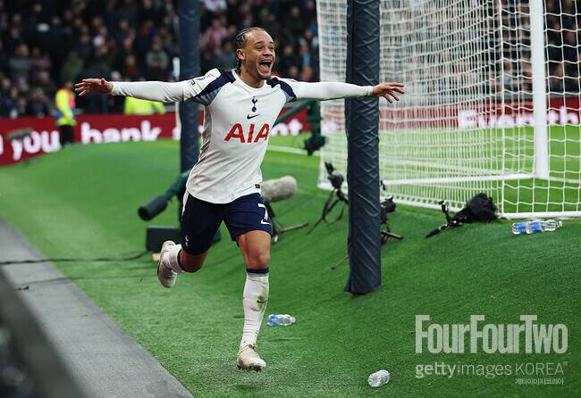 [pl.review] ‘캡틴’ 손흥민 복귀 직전 살아났다…토트넘, 브렌트포드에 2-0 완승→‘5연패 수렁 탈출’