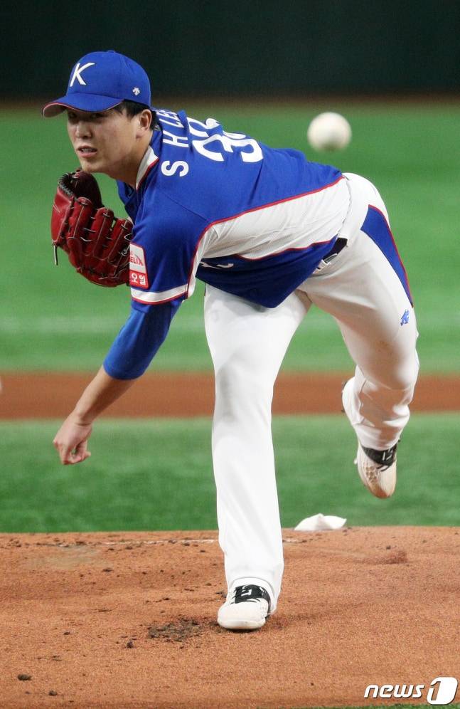 한일전 선발도 했던 국대 출신 좌완, 3년 만에 1군 복귀 꿈꾼다