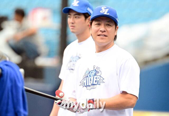 최형우의 바람과 강민호의 FA 새 역사 준비…삼성 잔류하면 KS 우승 恨 풀 절호의 기회 ‘냄새로 만족 못해’