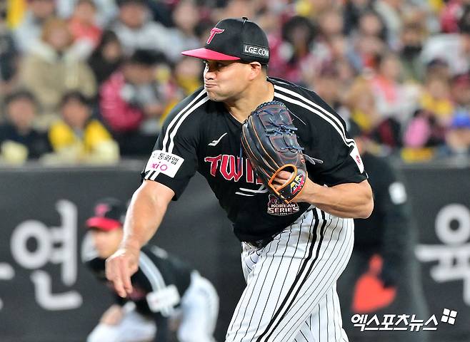 미국도 주목하는 LG 외인 3총사 재계약