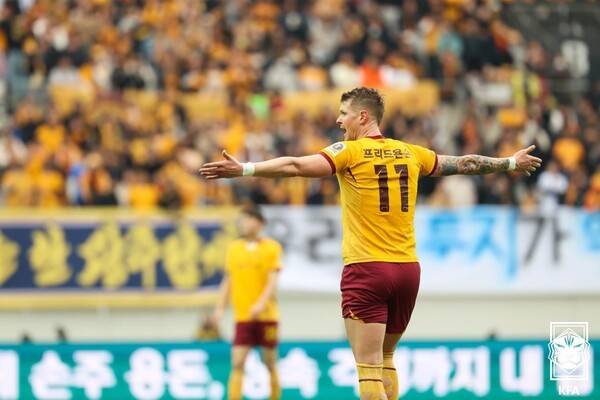 '이승우와 충돌 후 병원 후송' 광주 천만다행,