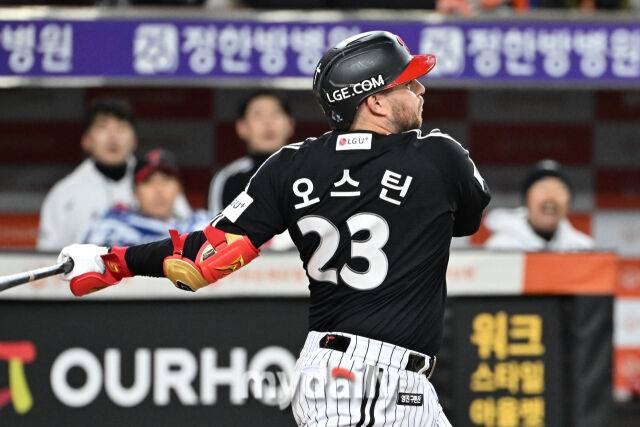 '미쳤다, 복덩이들' LG 63억 외인 3인방, 美 이렇게 바라봤다…