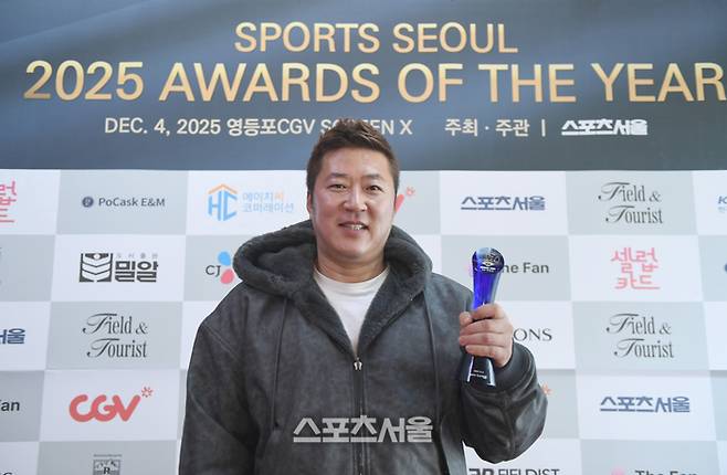 “형 고마워요” 최형우의 눈물, 그리고 26억 FA 계약 배경엔 ‘후배들의 고마움’ 있다 [SS포커스]