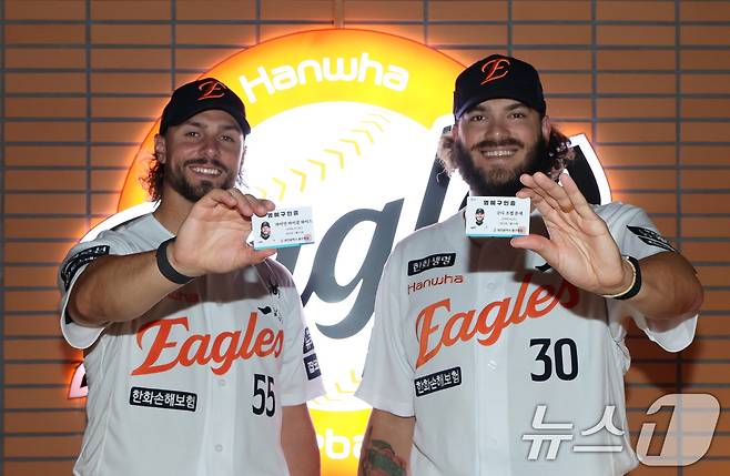 S급 보단 A+급 외인이 낫다?…'역수출' 없는 LG·삼성 방긋