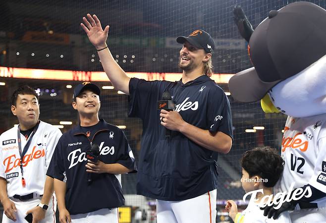폰세-와이스가 잊지 못할 한국인, 영원한 '친구' 약속…