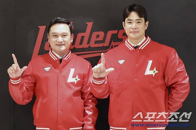 두산은 보상없이 MVP 잃고, 김재환은 욕만 먹고 적은 액수 계약. 싼값에 보상없이 거포 영입한 SSG만 위너였다