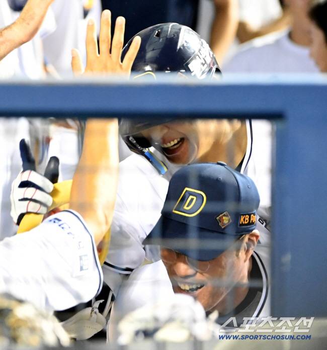 두산은 보상없이 MVP 잃고, 김재환은 욕만 먹고 적은 액수 계약. 싼값에 보상없이 거포 영입한 SSG만 위너였다