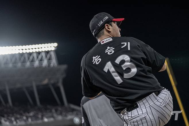 외부 FA 없고 2차 드래프트 올 패스, 외인 전원 재계약···‘현상 유지’로 2연패 도전하는 LG