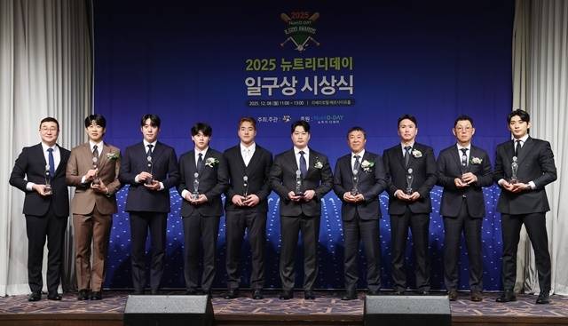 “한국 야구 발전 위해 힘쓰겠다”…유니폼 벗은 ‘끝판대장’ 오승환, 일구대상 수상