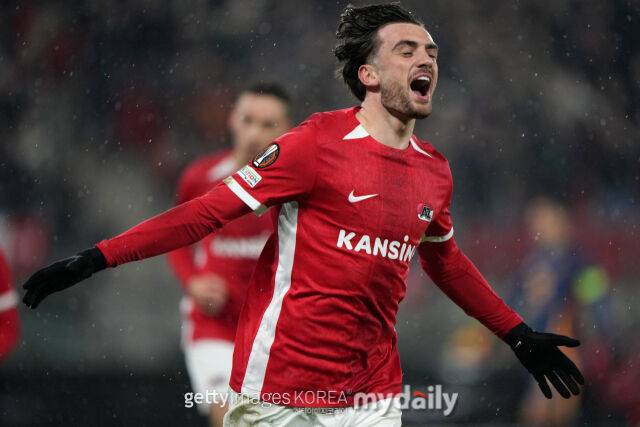 '우리가 미안했다'…손흥민 떠난 토트넘, 한국과 월드컵 대결 가능성 공격수 재영입 추진