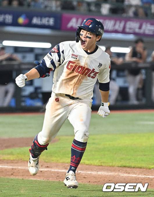 ‘이런 인간승리 봤나’ 고깃집 알바→롯데 입단→독립리그 신화 우뚝, “1년 전 찬형아, 고생했다”