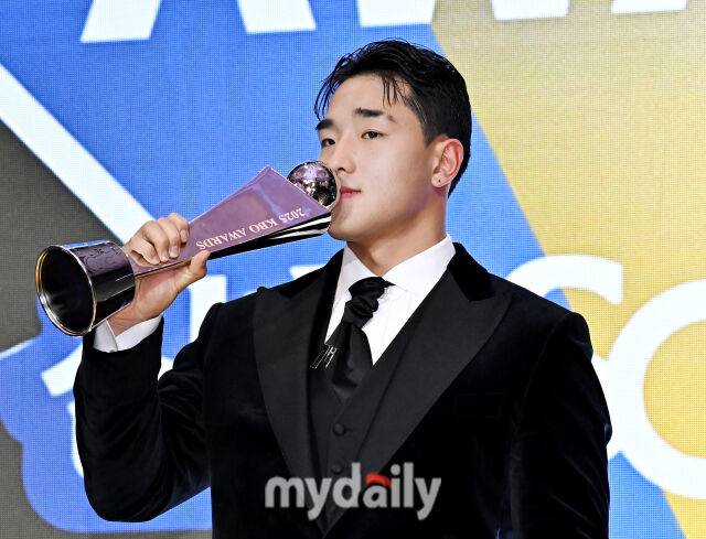 박종훈→이순철→김동수→염종석→박재홍→이병규→류현진→서건창→?…괴물 타자, 역대 9번째 신화에 도전장