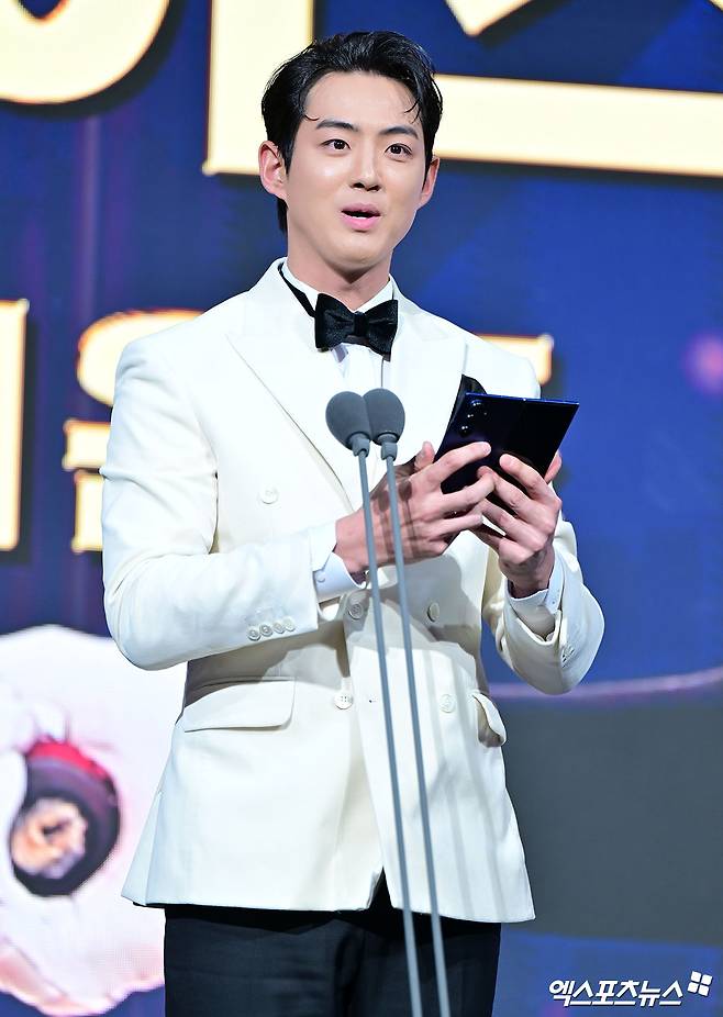 '대리수상 소감도 준비했는데…' 15표 차 충격 반전→김성윤 아닌 레이예스 GG 품었다 [잠실 현장]