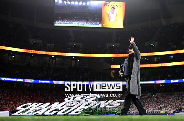 '콧대 높은 축구종가' 손흥민 방문에 감격, 英 BBC ‘비피셜’ 울컥…“완벽한 타이밍에 등장한 레전드→감동적 연설→토트넘 챔스 완승”