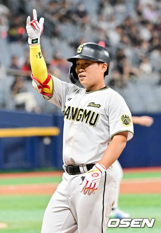 ‘LG 떨고 있나’ FA 108억 투자→4할타자+천재 좌완+1라운더 전역 명받다 “군 생활 만족도 90점, 복귀 후 10점 채운다”