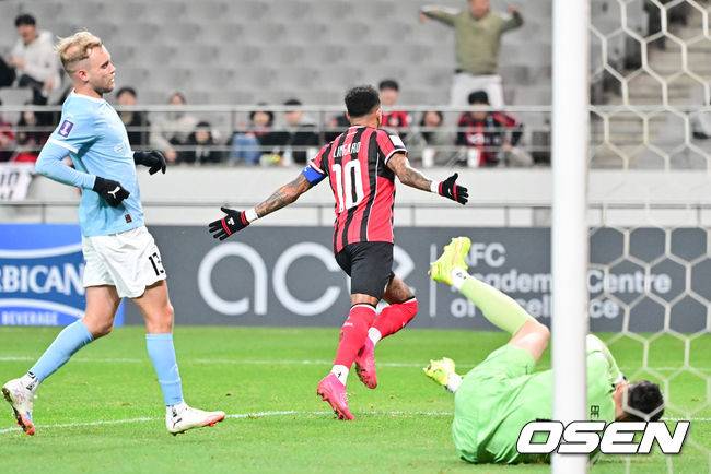 ‘린가드의 라스트 댄스 미쳤다!’ 고별전에서 선제골 넣은 린가드…서울팬들에게 마지막 선물