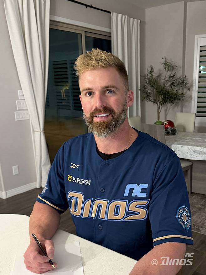 [공식발표] 'KBO 역대 최초 엎었다' 40만 달러 삭감해 재계약, 에이스 125만 달러 잔류…NC 외국인 구성 완료