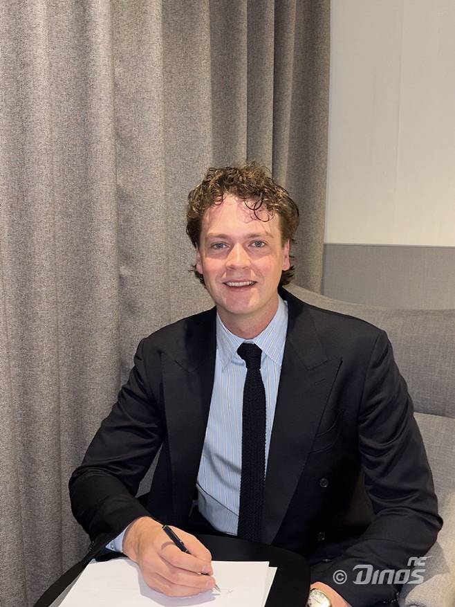 [공식발표] 'KBO 역대 최초 엎었다' 40만 달러 삭감해 재계약, 에이스 125만 달러 잔류…NC 외국인 구성 완료