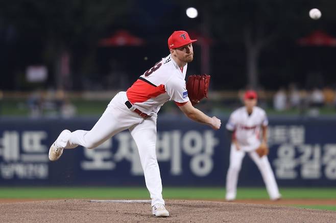 '팀 내 유일한 10승' 그런데 고민이 된다...KIA, 올러 재계약 두고 '신중 모드'