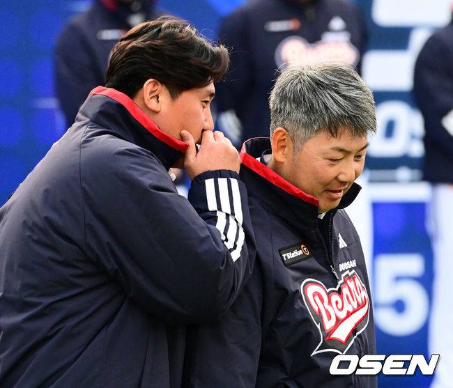 ERA 10점대+내년 37살인데, 왜 3억이나 들여 영입했나…신임 감독 믿음 “선발 NO, 불펜서 큰 힘이 될 것”